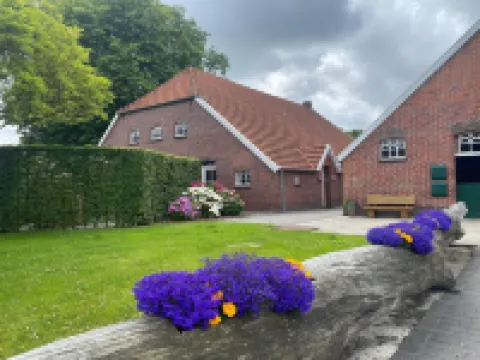 Ferienwohnungen in Strackholt Hotels in Grossefehn