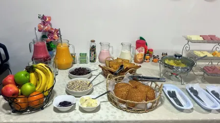 Quinta Bella Orquídea Отели рядом с достопримечательностью «DEL VALLE METALCAST FOUNDRY S.A.»