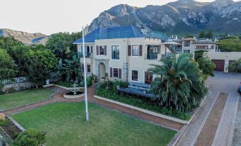 Lavender Manor Guest Lodge