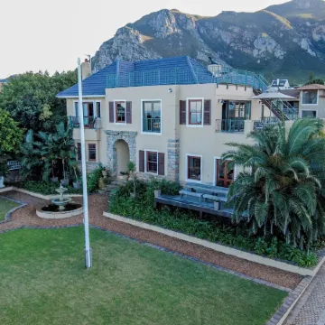 Lavender Manor Guest Lodge