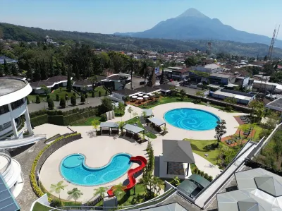 Surya Hotel & Cottages Prigen Hotel dekat Bengkel Harapan Jaya