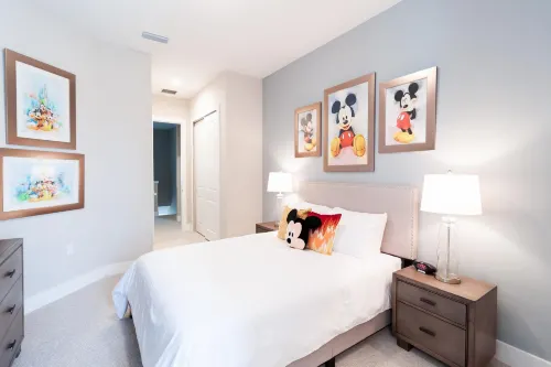 테마 파크에 위치한 새로운 4 BR 4 BA 빌라