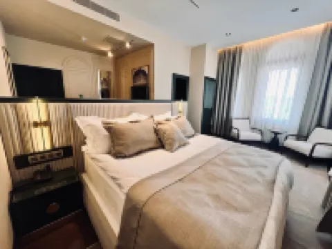 Sur Royal's Hotel