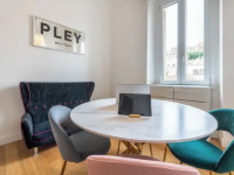 Pley Boutique Del Centro