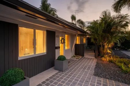 Walk to Wilton Drive - Spacious & Quiet Villa #1