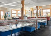 Skyview Los Alamos - 21 & over Pool Hotel a Los Alamos