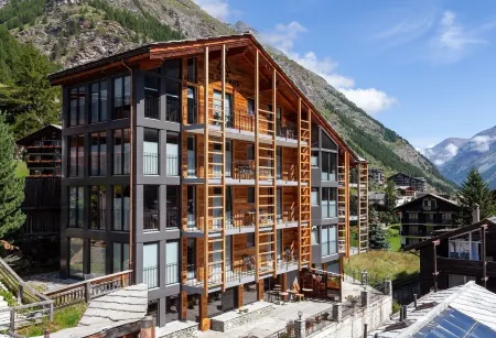 22 Summits Apartments Отели рядом с достопримечательностью «Озеро Риффель»