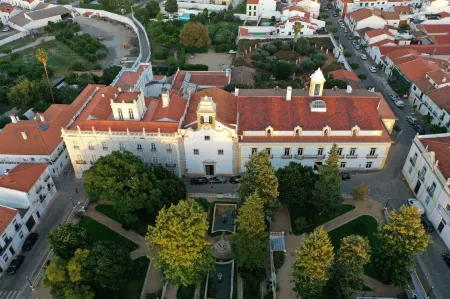 Hotel de Moura Отели в г. Мора