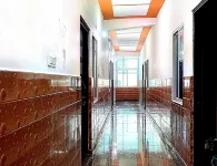 Via Yadhuvanshi Dhaam - 900m from Prem Mandir and Iskcon Temple