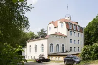 Waldschloss Parow Hotels in der Nähe von Ferienpark Streckelsberg