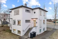 Acco Guesthouse - parking
