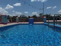 Maya Bella Downtown Hotel Hotels in Santa Elena