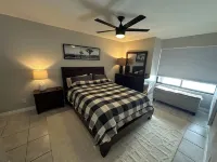 Canyons Village unit w/easy access to skiing, full kitchen, transportation