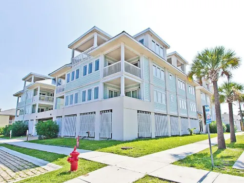 Captains Watch Condos