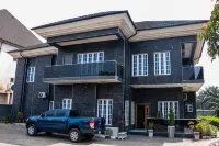 Blue Line Apartments - Bãi đậu xe
