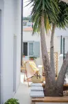 Studio Apartments Yucca, 2-Min to the Beach and 5 to Trogir - アパートメント