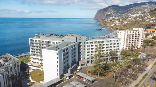 Babi by the Sea by Atlantic Holiday - Private Pools
