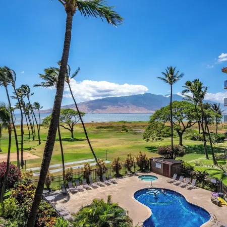 Modern and Relaxing Oceanfront Vistas
