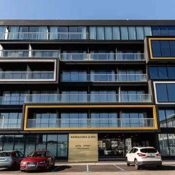 Le Barracuda & Spa, Centre Port, Pieds Dans l'Eau, Vue Mer