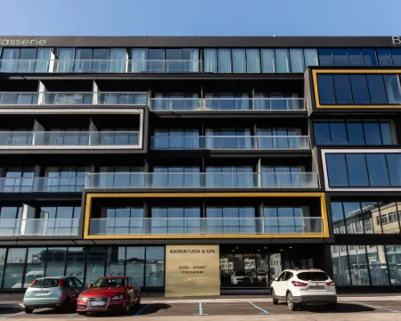 Le Barracuda & Spa, Centre Port, Pieds Dans l'Eau, Vue Mer Hoteles en Brest