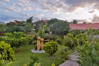 Ossanzaia Bilene Lodge Отели в г. 