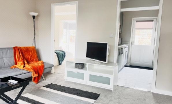 Amber Apartment 2 in Newmarket