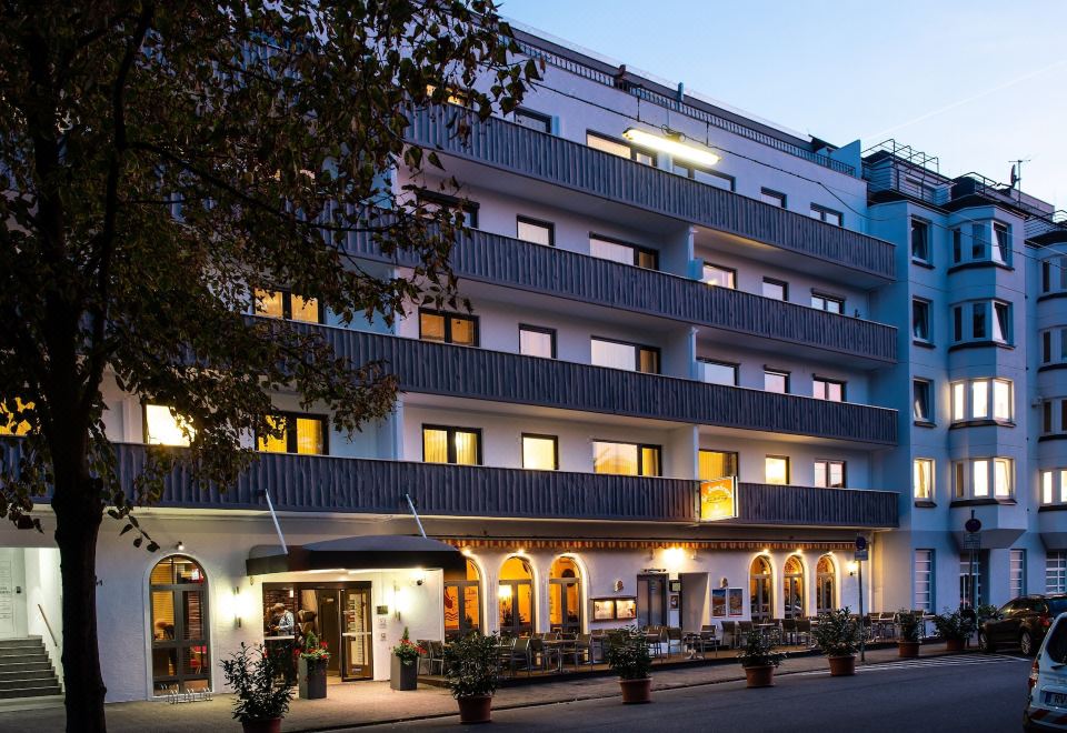 hotel overview picture