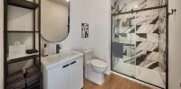 Two-bedroom suite, Mt Hood views, downtown White Salmon, suite 30