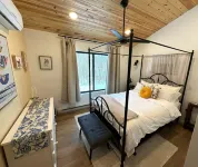 The Nordic Nest- a unique getaway! Close to trails, Menomonie-Stout- 6 miles