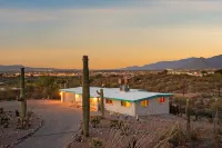 The Peaceful Valley-Views-Game Room-Comfy Beds-Pool-Waffles-Hiking@Saguaro West