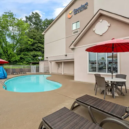 Comfort Inn and Suites - Tuscumbia/Muscle Shoals