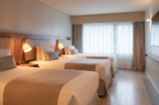 Dazzler by Wyndham Montevideo โรงแรมในมอนเตวิเดโอ