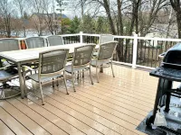 Clean, Comfy, digs close to all the attractions