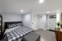 Clean&Cozy English Basement Hotel a 