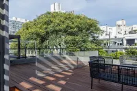 Pocitos Apartamento Brio w/King Beds, 3 Smart TVs, W/D, Fast WiFi, Rooftop Pool. 몬테비데오 호텔