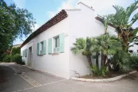 Unique: magnificent villa in Porquerolles Các khách sạn gần Le port de l'ile de Porquerolles