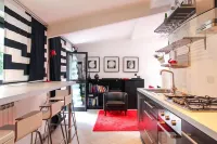 Apartment with Private Park