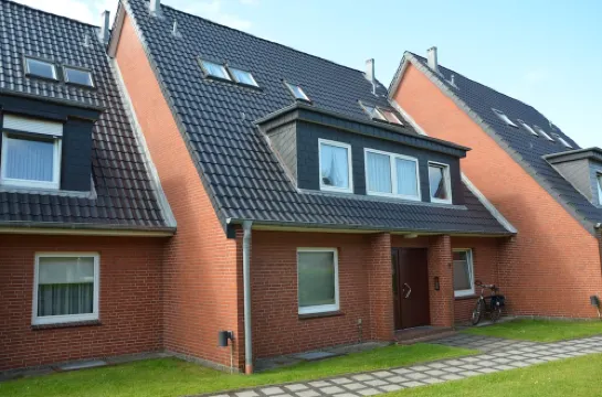 Peacefully located apartment, a few minutes from the beach and the city center