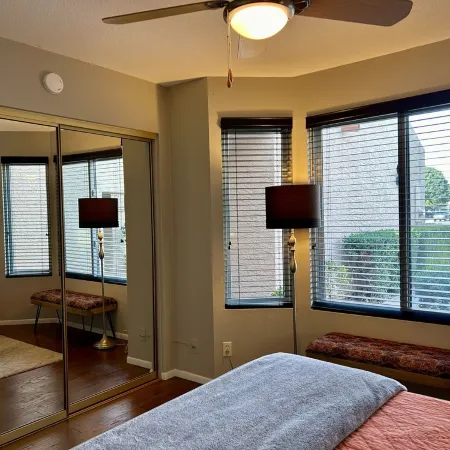 1 level with garage, near downtown Gilbert & Chandler