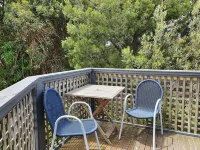 Sunny, cosy, private cottage by the beach