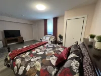 Private room and bath w/ private entry Hotels in Mission