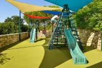 Luxury house near the sea with swimming pool, hammam, jacuzzi, gymnasium, playground.