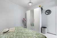 Koru Apartment - Waterview apartments . One bedroom Apartment with pool