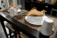 Beautifully Spacious 1BDR/ FREE PARKING