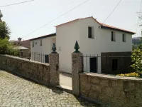 Casa do Tapado - Amarante Các khách sạn gần Largo de S. Brás