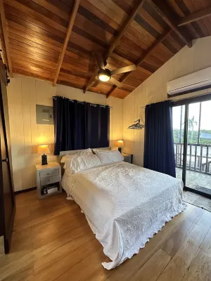Off-grid Casita on the most popular beach area of Ambergris Caye!