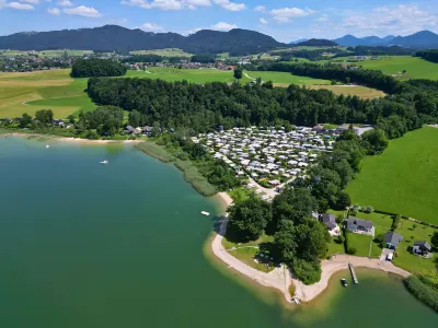 Direkt am Wallersee - Cubes Hotels in Eugendorf