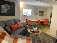 10-15 MIN FROM O'HARE CHICAGO-LOVELY 3BEDROOMS GARDEN APARTMENT