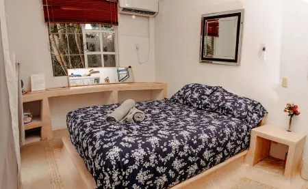 Family-Friendly Beach House - 5 min from the beach!