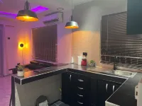 Gorgeous 1-bedroom apartment near Airport Hills with AC, WiFi